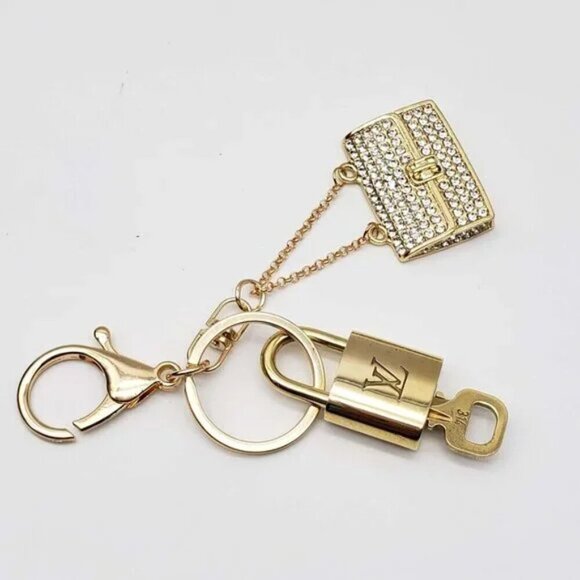 100% Auth Louis Vuitton Lock & Key with unbranded Bagcharm, Keycharm, Keychain - Picture 5 of 7